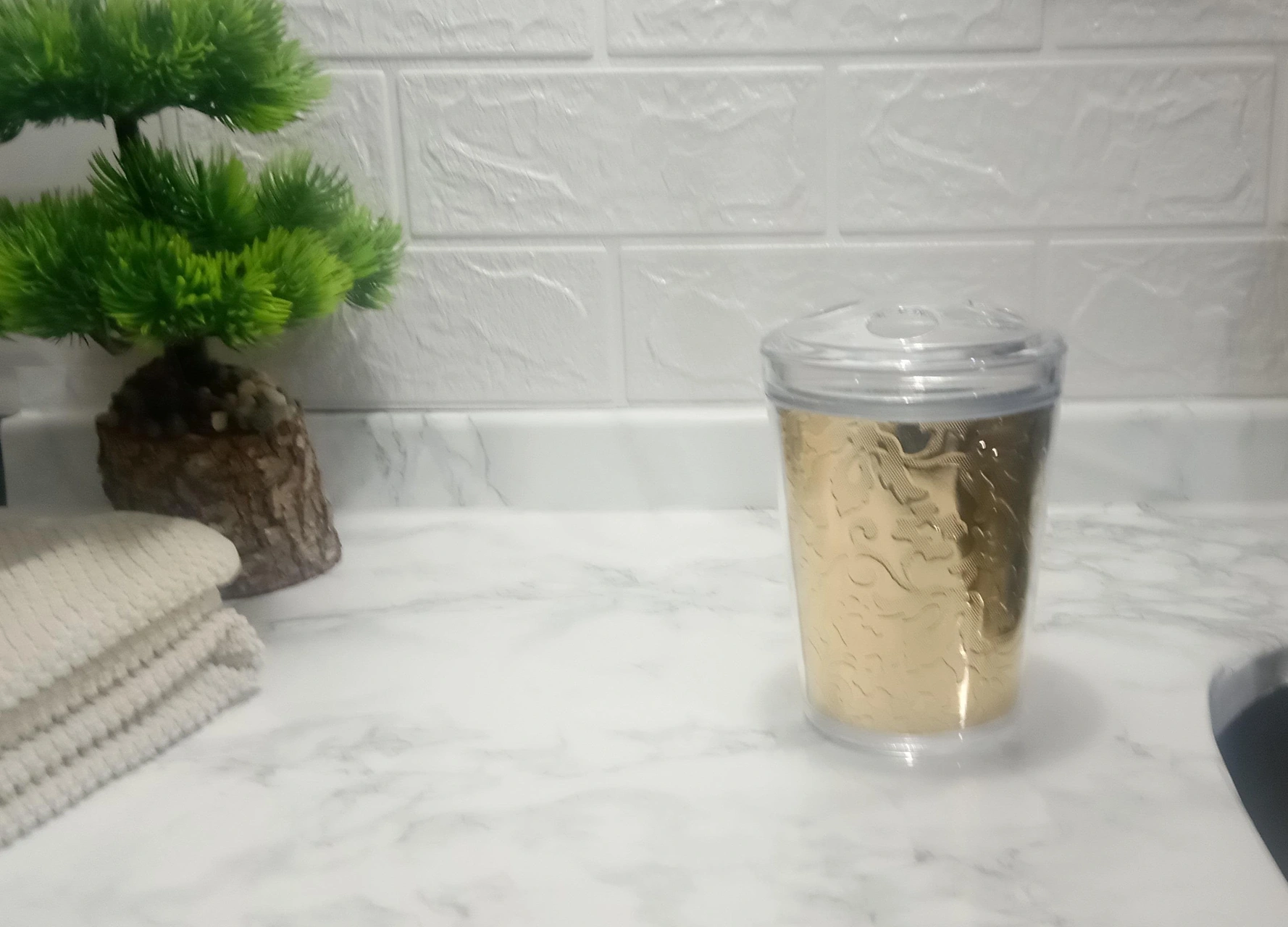 2 Adet Diş Fırçalık Altın Yaprak Akrilik 9x9x12cm Banyo Seti Çok Renkli