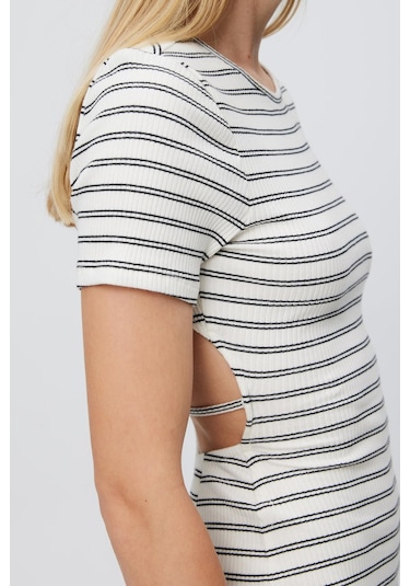 ÇİZGİLİ SIRTI AÇIK KISA KOL ELBİSE SİYAH BEYAZ ÇİZGİLİ Beyaz - Siyah