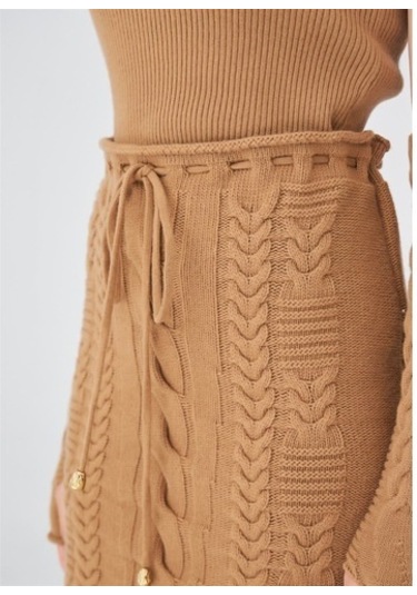Peraluna Saç Örgü Desenli Kadın Triko Etek Camel
