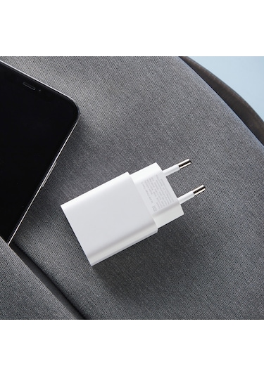 Xiaomi Mi 20W Şarj Adaptörü (Type-C) Beyaz