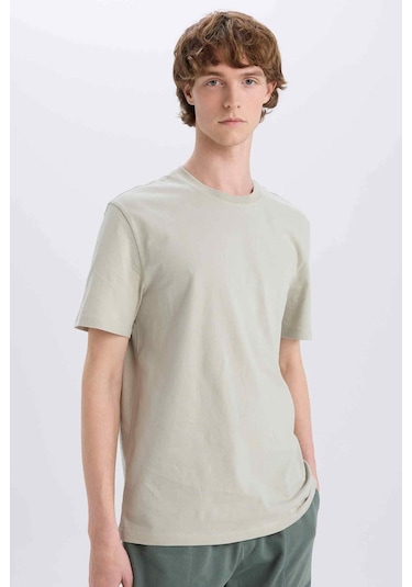 DeFacto %100 Pamuk New Regular Fit Bisiklet Yaka Basic Düz Kısa Kollu Tişört V7699AZ25SPKH478 DeFacto %100 Pamuk New Regular Fit Bisiklet Yaka Basic Düz Kısa Kollu Tişört V7699AZ25SPKH478