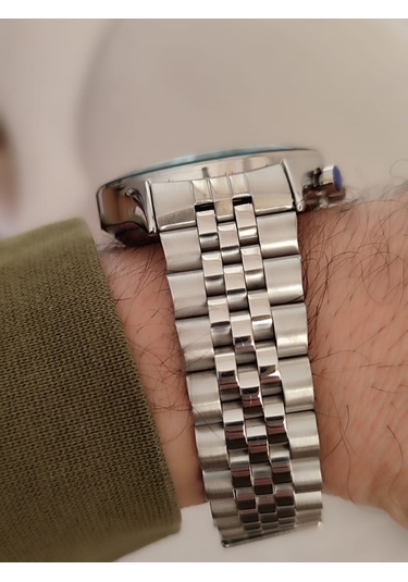 Focus Erkek Kol Saati Fonksiyonlu Çelik Kasa Takvimli 2092