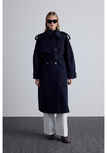 Apolet Detaylı Kaşe Kaban Lacivert