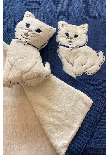 Oyuncak Hediyeli Bebek Triko Battaniye 90x90 Cm Lacivert Lacivert