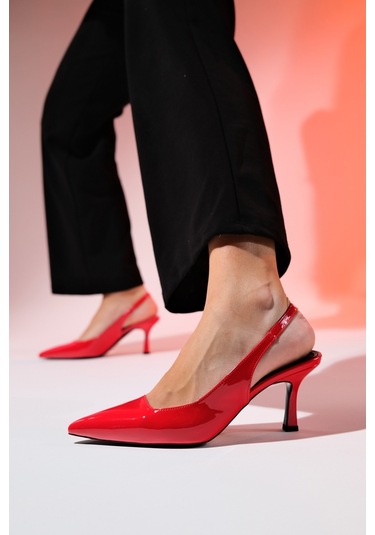 Luvishoes Flem Kırmızı Rugan Kadın Sivri Burun Arkası Açık İnce Topuklu Ayakkabı Kırmızı Rugan
