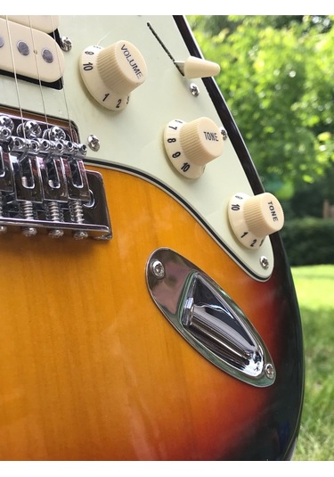 Kozmos Kst-62Hss-Grwn 62 Stratocaster Hss 3Ts - 3 Ton Sunburst El