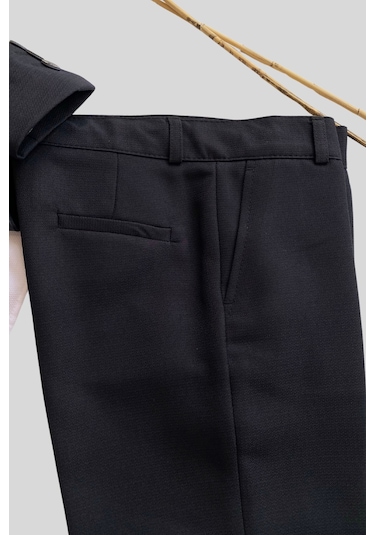 Yeleği Katlamalı Ceketli Rozetli Takım Elbise Siyah Siyah