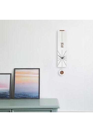Cajuart Modern Uzun Ahşap Beyaz Çarpraz Çizgili Sarkaçlı Duvar Saati