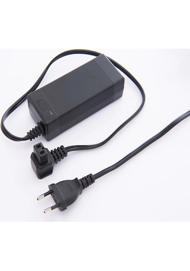 220v 12/24 Volta Dönüştürücü Oto Buzdolabı Adaptörü