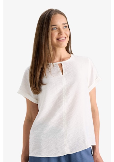 Defacto Regular Fit Yuvarlak Yaka Kısa Kollu Bluz C8831ax25smer105 Ekru