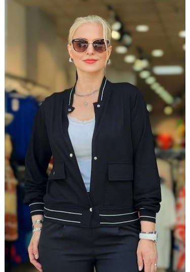 Ribanalı Çıtçıtlı Cepli Ceket Siyah
