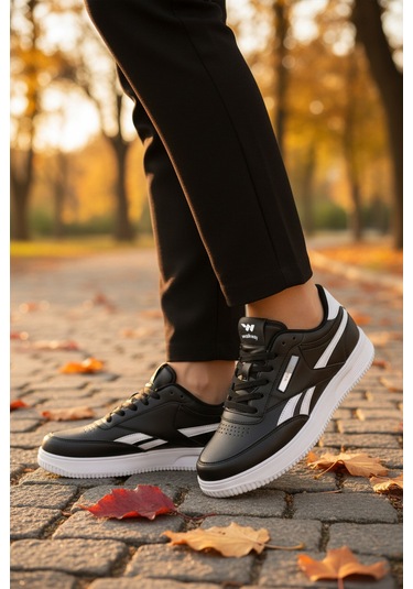Siyah Beyaz Bağcıklı Hafif Cilt Erkek Spor Ayakkabı Marlow M Siyah - Beyaz