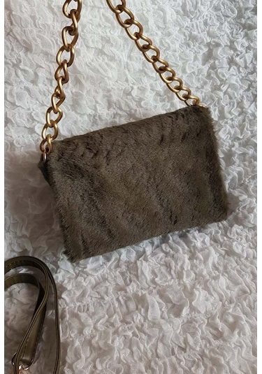 Liva Zincir Detaylı Peluş Kadın Postacı Çanta