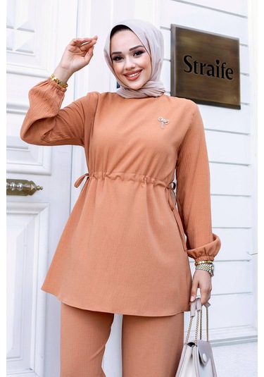 Bronş Detaylı Tesettür Camel Takım Camel