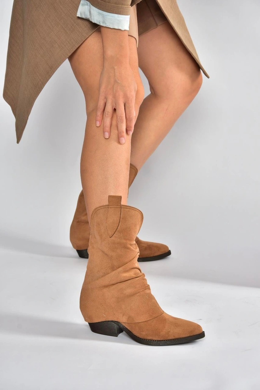 V404041002 Taba Süet Kalın Topuklu Kadın Bot Taba-Süet