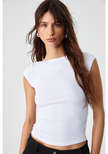 NOEMI Kadın Balerin Yaka Kısa Kol Slim Fit Ribanalı Beyaz Bluz