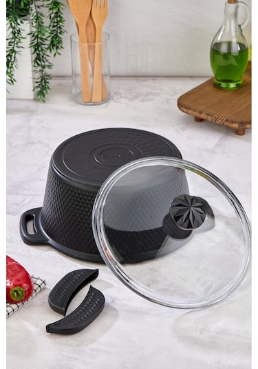 Cooker Kristal Serisi Döküm Granit Silikon Saplı 28 Cm Derin Tencere Siyah