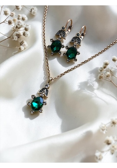 Oval Kristal Taşlı Kolye Ve Küpe Seti Yeşil