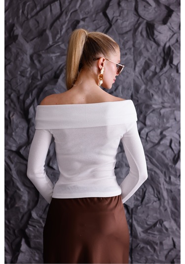 Madonna Yaka Uzun Kollu Fitilli Kadın Bluz Beyaz