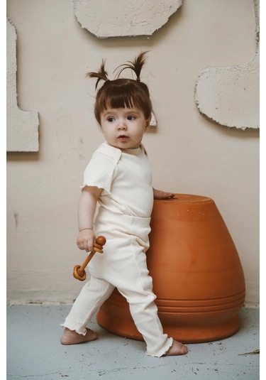 Deniz Kabuğu Nakışlı Fitilli Body Tayt Set Krem