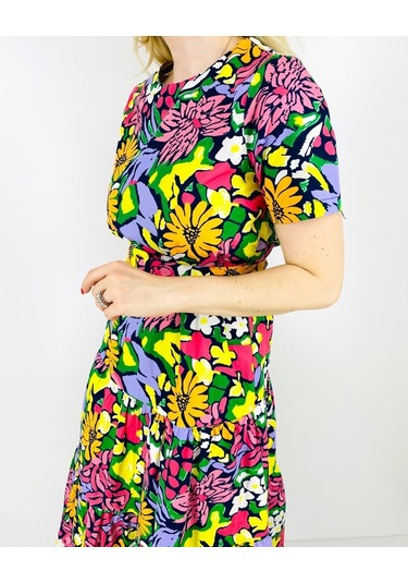 Renkli Desenli Volanlı Elbise