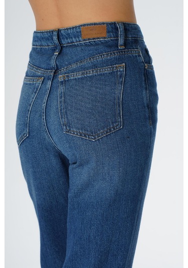 Elıza Cropped Orta Mavi Straight Fit Fermuarlı Jean Pantolon C 4518-078 Mavi