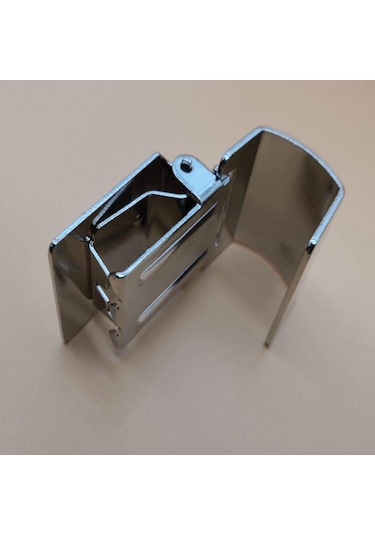 Profesyonel Halı Sergileme Klipsi Halı Askı Klipsi Dayanıklı, Pratik Kullanım Metal
