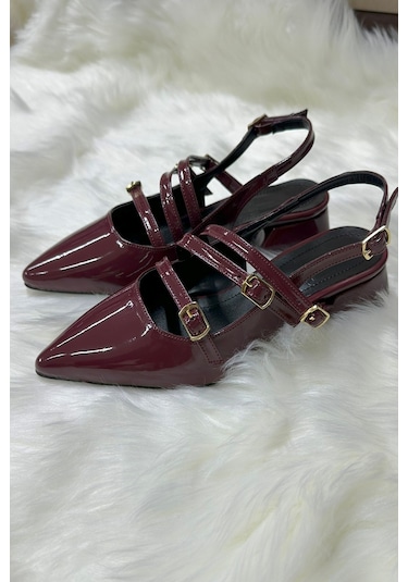 Günlük Kadın Rugan Sivri Burunlu Ayarlanabilir Kemerli Baretli Kısa Blok Topuklu Ayakkabı 455 - 54 Bordo