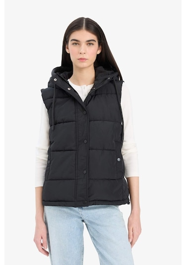 Defacto Regular Fit Kapüşonlu Fermuarlı Şişme Yelek E8590ax25aubk27 Siyah