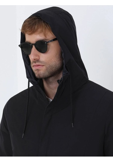Siyah Regular Fit Kapüşonlu Casual Dokuma Pardesü Siyah