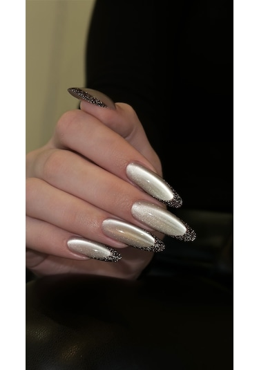 Nail Republic Silk Cats Collection Kore Kedi Gözü Kalıcı Oje 10ml 111