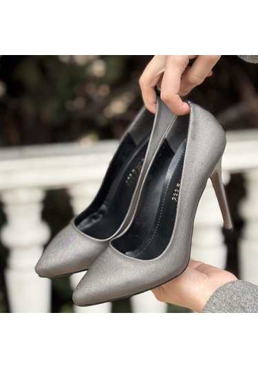 Hillar Platin Saten Stiletto Ayakkabı PLATIN