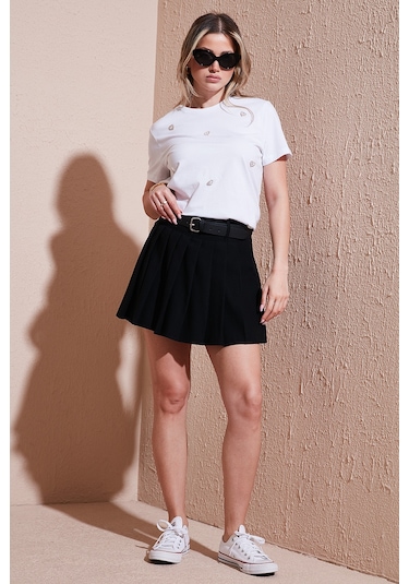 Lela Kemerli Pileli Regular Fit Yüksek Bel Bayan Şort Etek 5866292 Siyah