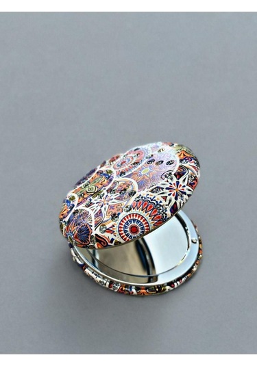 Işıltılı Karışık Desenli Çift Taraflı Yuvarlak Cep Çanta Makyaj Aynası 7cm Çap Kod:20 Çok Renkli