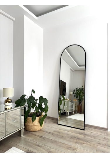 Effe Siyah Metal Çerçeveli Ayaklı Oval Boy Aynası 180x60 Cm