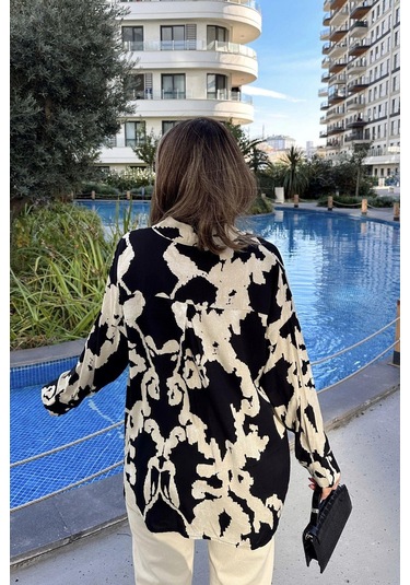 Kadın Siyah Uzun Kol, Arkası Pliseli, Salaş Dökümlü, Viskon Gömlek Siyah