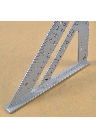 Pazly Profesyonel Alüminyum Üçgen Cetvel - Marangozlar İçin 262x185x185mm Hassas Ölçüm Aracı