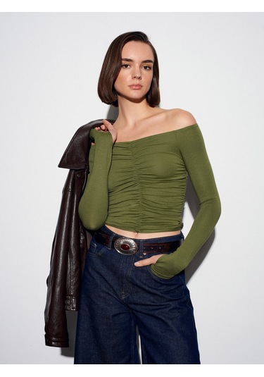32089 Omuzları Açık Büzgülü Top-açık Haki Açık Haki