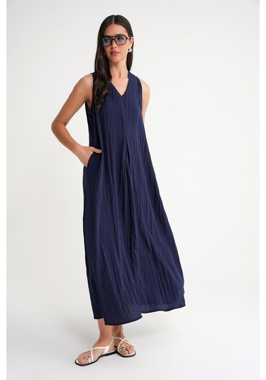 4700 Kadın V Yaka Önü Pileli Elbise Lacivert Lacivert