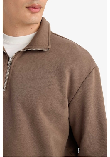 Defacto Regular Fit Dik Yaka Yarım Fermuarlı İçi Yumuşak Tüylü Basic Düz Sweatshirt X7405az25aukh154 Haki