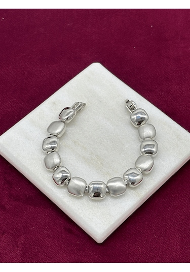 Mat Ve Parlak Silver Renkli Kare Şekilli Bileklik Silver