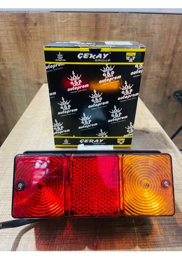 Massey Ferguson Eski Model 240 Arka Stop Lambası Sağ