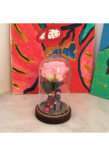 Genç Sevgililer Mika Fanus Teraryum Detaylı Dekoratif Biblo