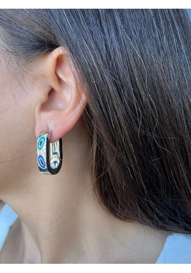 Gümüş Renkli Gözlü Oval Küpe