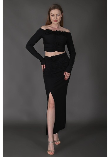 Trend Kadın Yeni Sezonda Şıklığı Ve Konforu Bir Araya Getiren İkili Takım Siyah