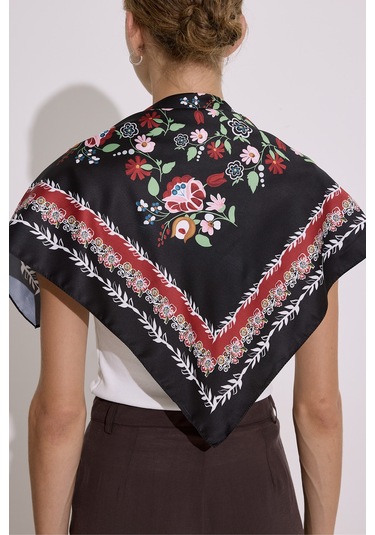 Saten Desenli Fular Lora Lora