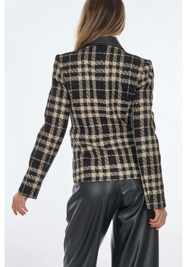 Unique Mode Gömlek Yaka Ekose Desenli Siyah Kadın Ceket Uw243001 001