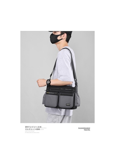 Erkekler İçin Şık Ve Fonksiyonel Seyahat Çantası - Geniş Kapasiteli Çapraz Askılı Spor Sırt Çantası Gri