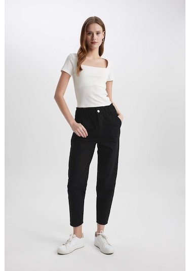DeFacto Paperbag Gabardin Kumaş Pantolon Yüksek Bel Cepli Basic Düz Standart Paça S2790AZ24SMBK27
