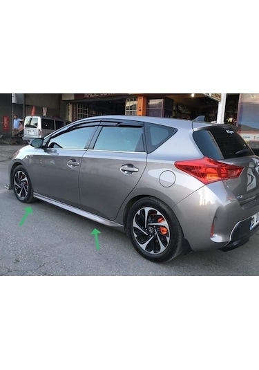 Toyota Auris 2013 Yan Marşpiyel Takımı - Plastik